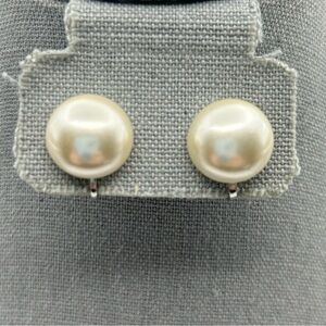 Vintage Large Round White Faux Pearl Screw Back Earrings Silver Tone